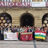 El Ayuntamiento recibe al Centro Riojano de Madrid